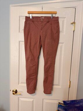 Lauren Conrad Jegging (Mauve)- Size 12L